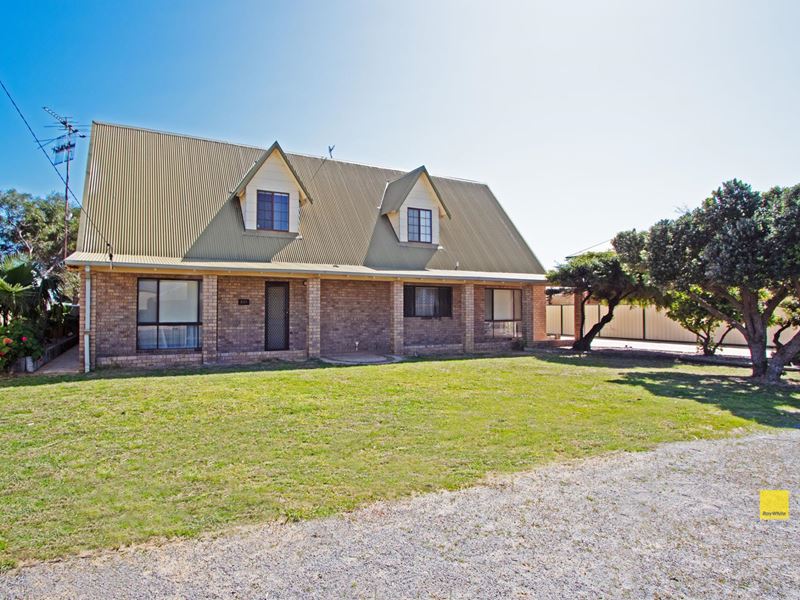 5 Tuart Street, Leeman