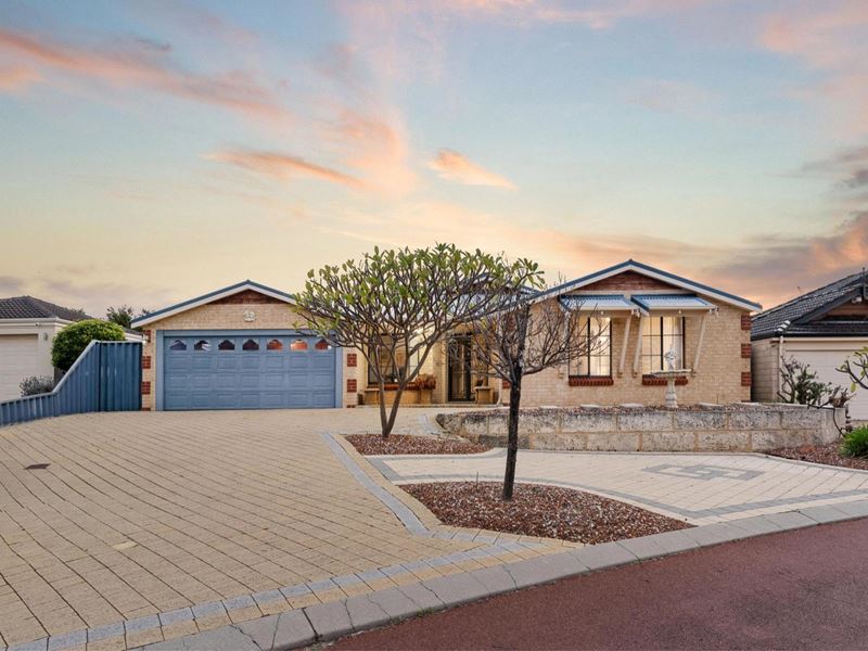 8 Bellinger Place, Success