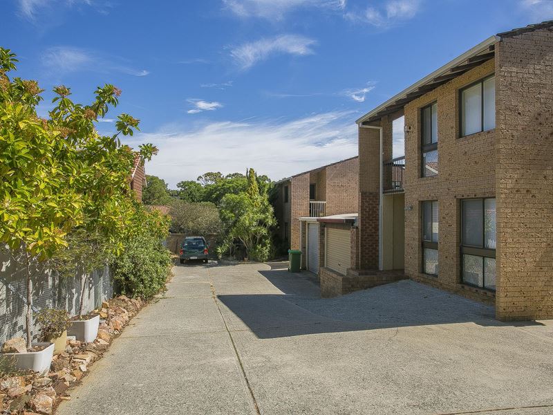 2/32 Wolsely Road, East Fremantle