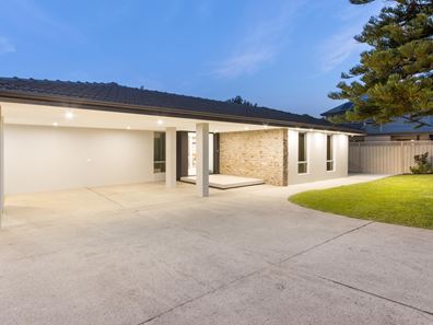 38 Mount Henry Road, Salter Point WA 6152