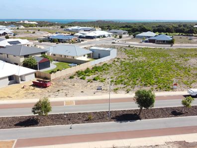 12 Bremer Parade, Jurien Bay WA 6516