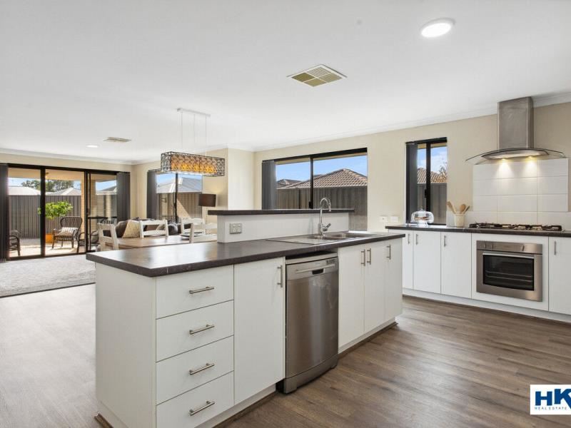 6 Marden Grange, Aveley