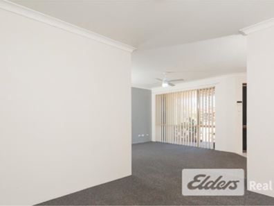 15 Fitzroy Close, Cooloongup WA 6168