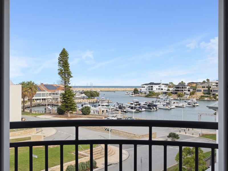 20 Swansea Promenade, Mindarie