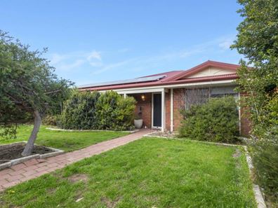 14 Cristobal Crescent, Mindarie WA 6030