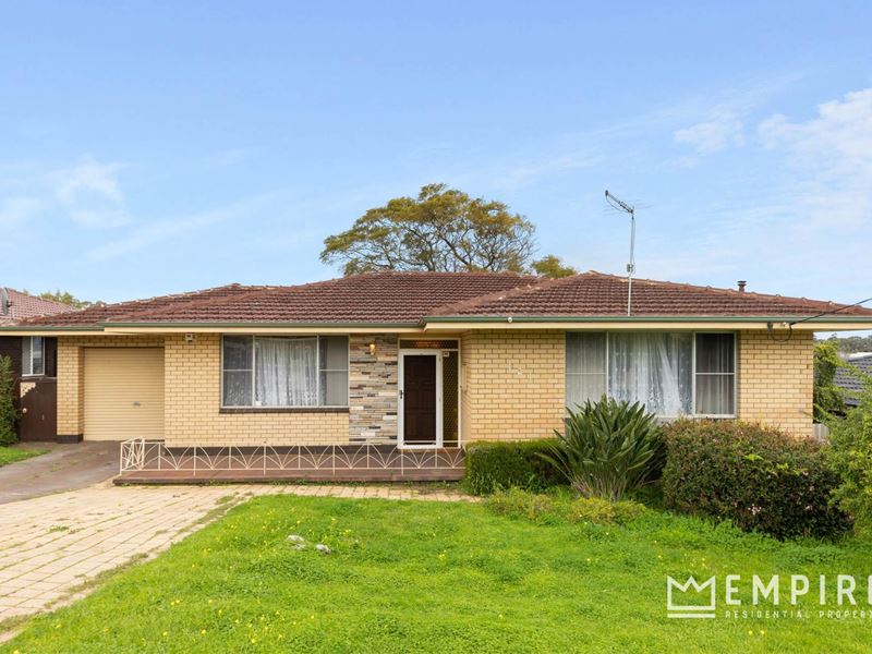 121 Phoenix Road, Spearwood WA 6163