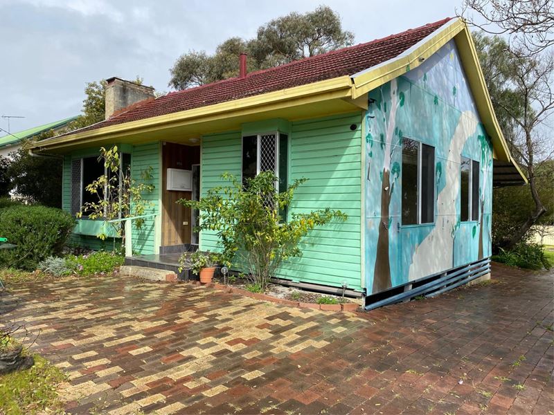 111 Ogden Street, Collie