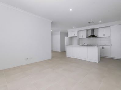 4 Nerang Way, Yanchep WA 6035