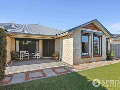 3 Bellinger Place, Success WA 6164