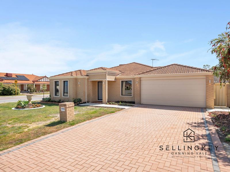 19 Rodena Way, Canning Vale WA 6155