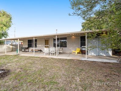 5 Southern Road, Preston Beach WA 6215