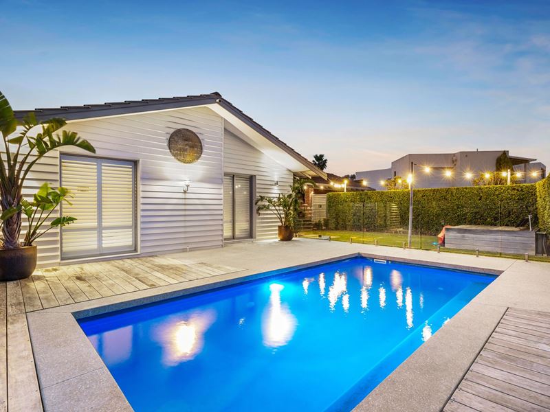 11 Breeze Court, Sorrento