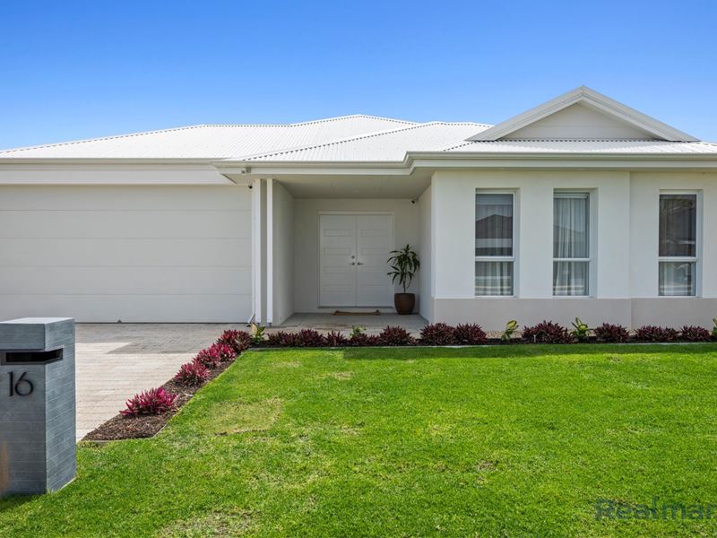 16 Balladonia Parade, Dawesville