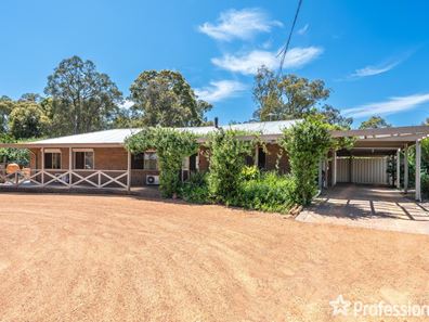 6 Parkland Road, Stoneville WA 6081