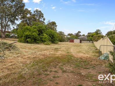 17 Cowley Street, Boyup Brook WA 6244