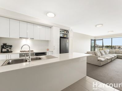 511/25 Malata Crescent, Success WA 6164