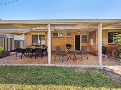 6 Queenscliffe Road, Doubleview WA 6018