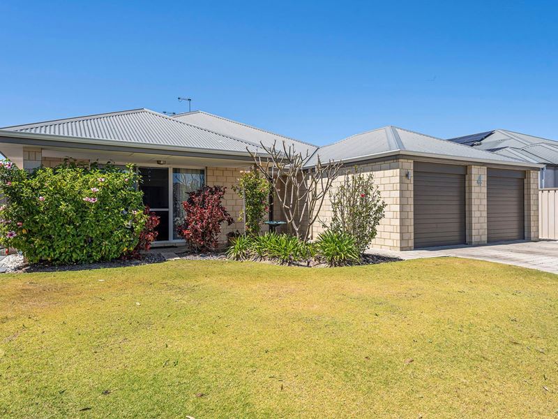 4 Wayside Court, Ravenswood