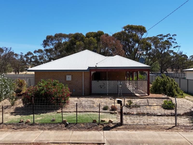 7 Forrest Street, Beverley WA 6304