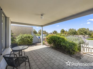 40 Munert Street, Yanchep WA 6035