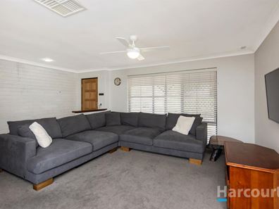 3 Kamara Court, Wanneroo WA 6065