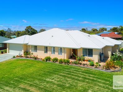 2 Bylund Way, Mckail WA 6330