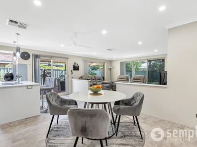 12 Kennack Vista, Atwell WA 6164
