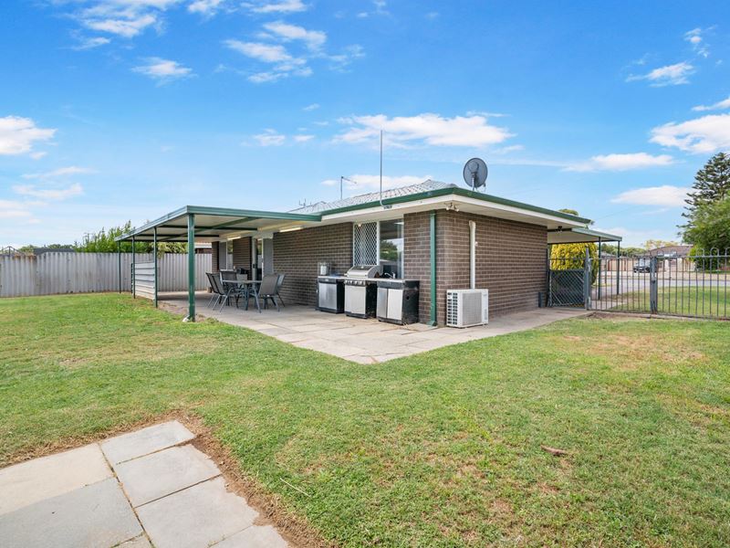 124 Willmott Drive, Cooloongup