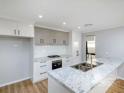 52 Atkins Road, Dalyellup WA 6230