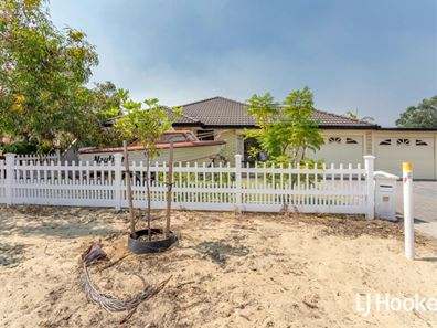 40 Adana Elbow, Kenwick WA 6107