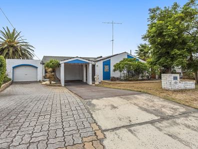 10 Peron Close, Cooloongup WA 6168