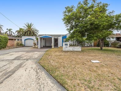 10 Peron Close, Cooloongup WA 6168