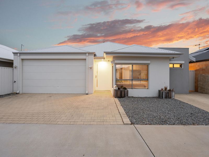 8 Dusky Court, Lake Coogee