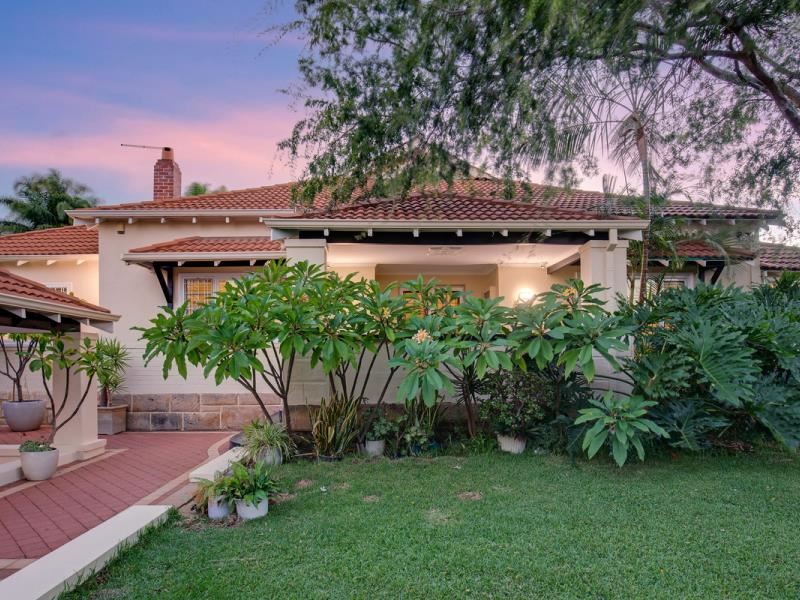 33 The Boulevard, Floreat
