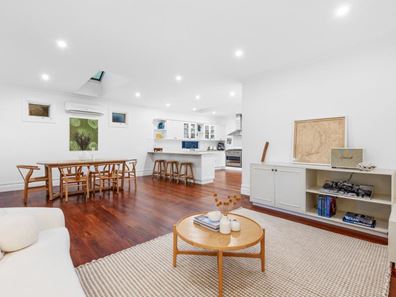 18 Winifred Street, Mosman Park WA 6012
