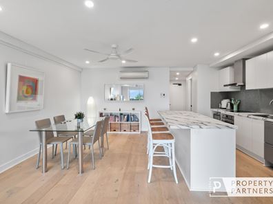 M205/183 West Coast Highway, Scarborough WA 6019