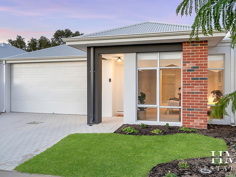 5 Arrowsmith Loop, South Guildford
