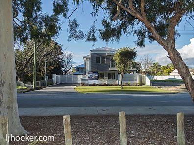 3/377 Daly Street, Cloverdale WA 6105