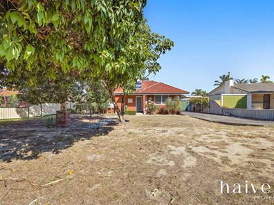 26 Fernhurst Cresent, Balga WA 6061