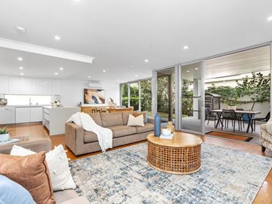 12 Nidjalla Loop, Swanbourne WA 6010