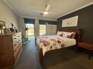 14B Whittaker Way, Waroona WA 6215