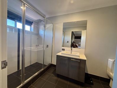 14B Whittaker Way, Waroona WA 6215