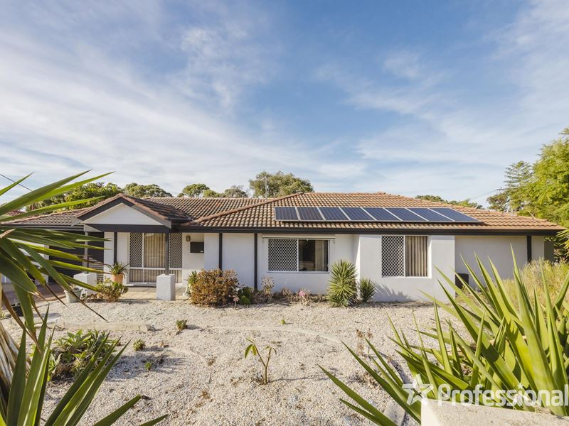 42 Warburton Avenue, Padbury