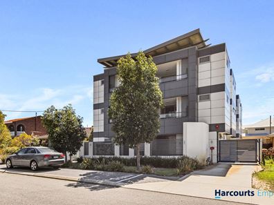 4/14 Kyarra Street, Innaloo WA 6018