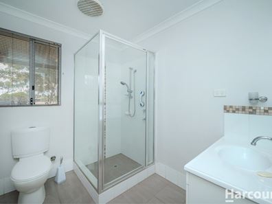 13/2 Eighth Road, York WA 6302