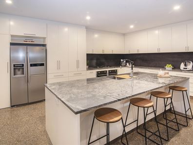 19 Amiro Street, Dunsborough WA 6281