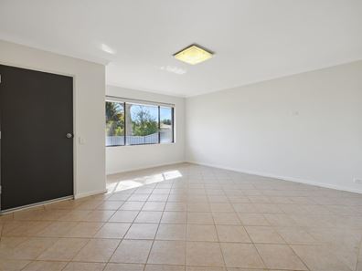 16 Chester Place, Beechboro WA 6063