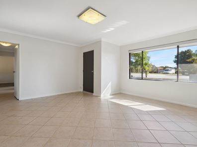 16 Chester Place, Beechboro WA 6063
