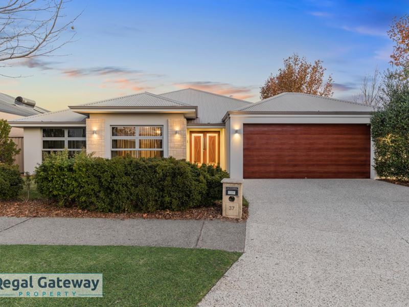 37 Majorelle Parkway, Aubin Grove WA 6164