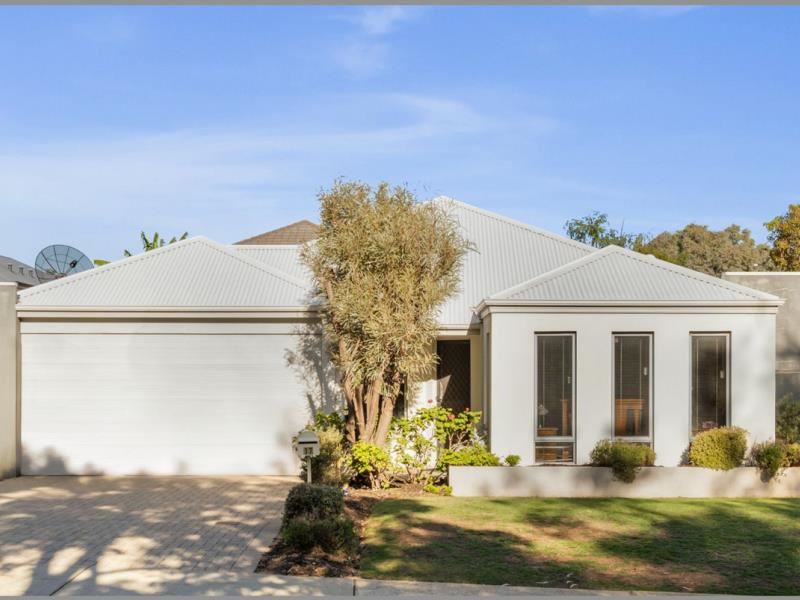 17 Runnymede Gate, Wellard WA 6170